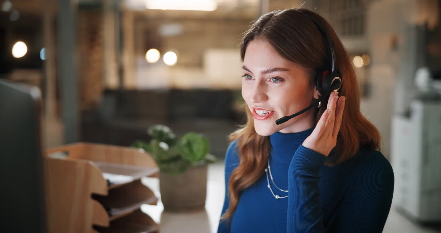 Freundliche Energieberatung am Telefon
